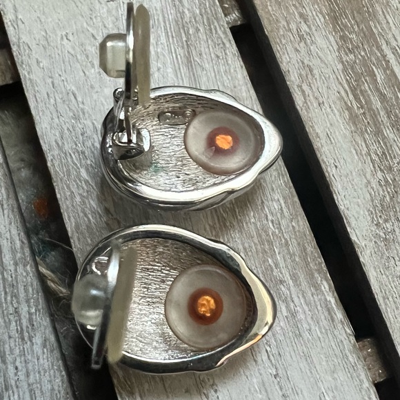 VINTAGE CHRISTIAN DIOR Silver Earrings Pave Crystal Rhinestones Clip On Retro - Picture 3 of 8